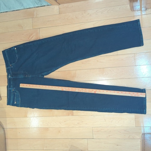 7 For All Mankind slim jeans. - Picture 8 of 8
